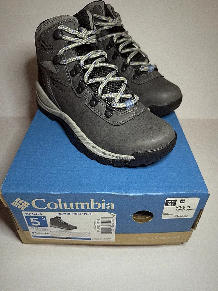 Columbia Newton Ridge Plus Women's Hiking Boots Gray US 5.5 Medium Width