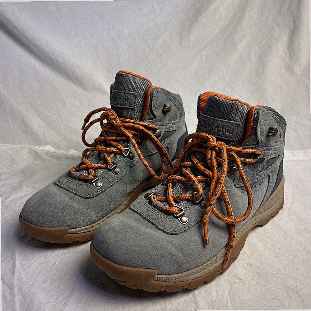 Columbia Newton Ridge Plus Women’s Hiking Boots Sz 10US Blue/Brown BL4552-286
