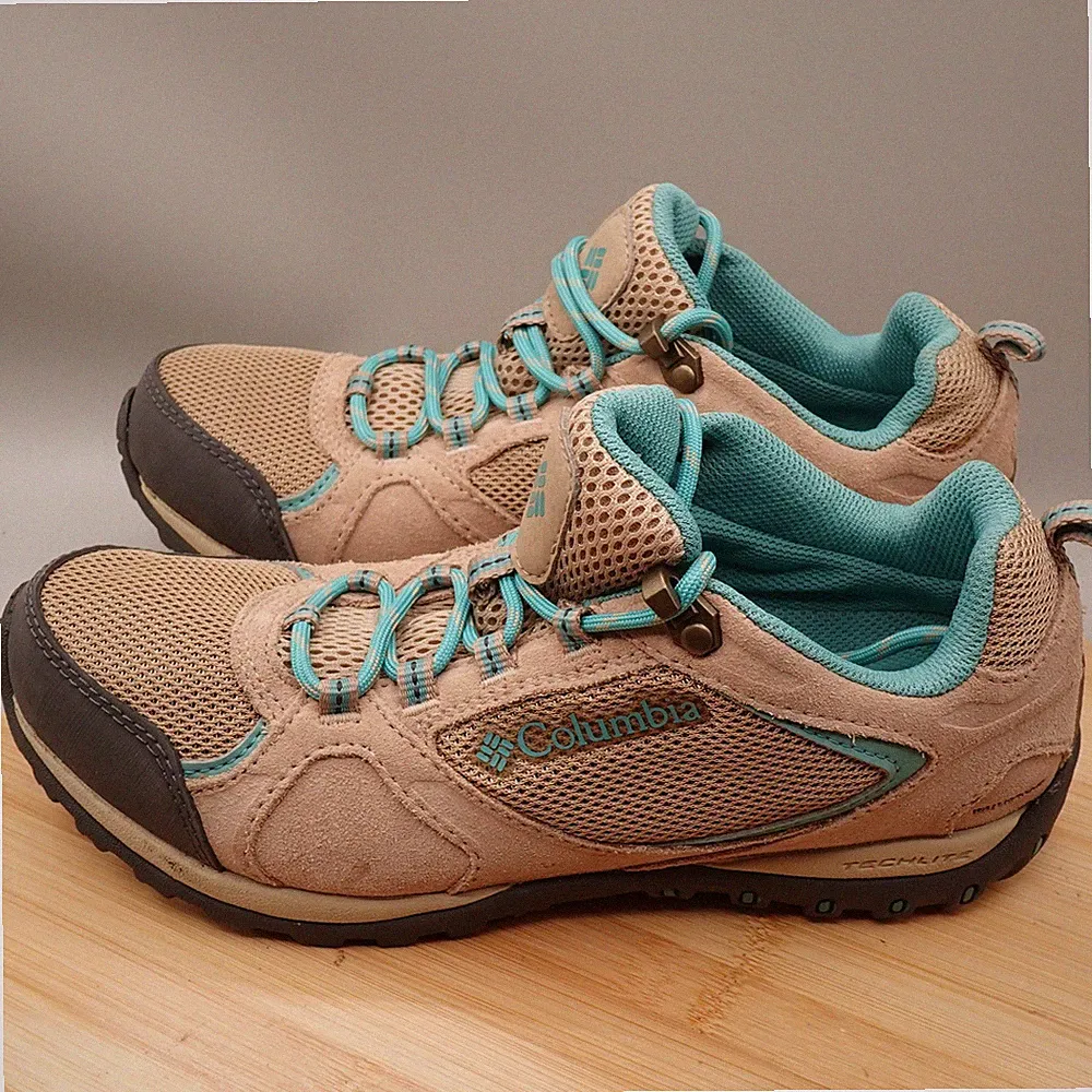 Columbia Shoes Women 7.5 Tan Blue Hiking Low Top Outdoors YL5379-212 Flaws