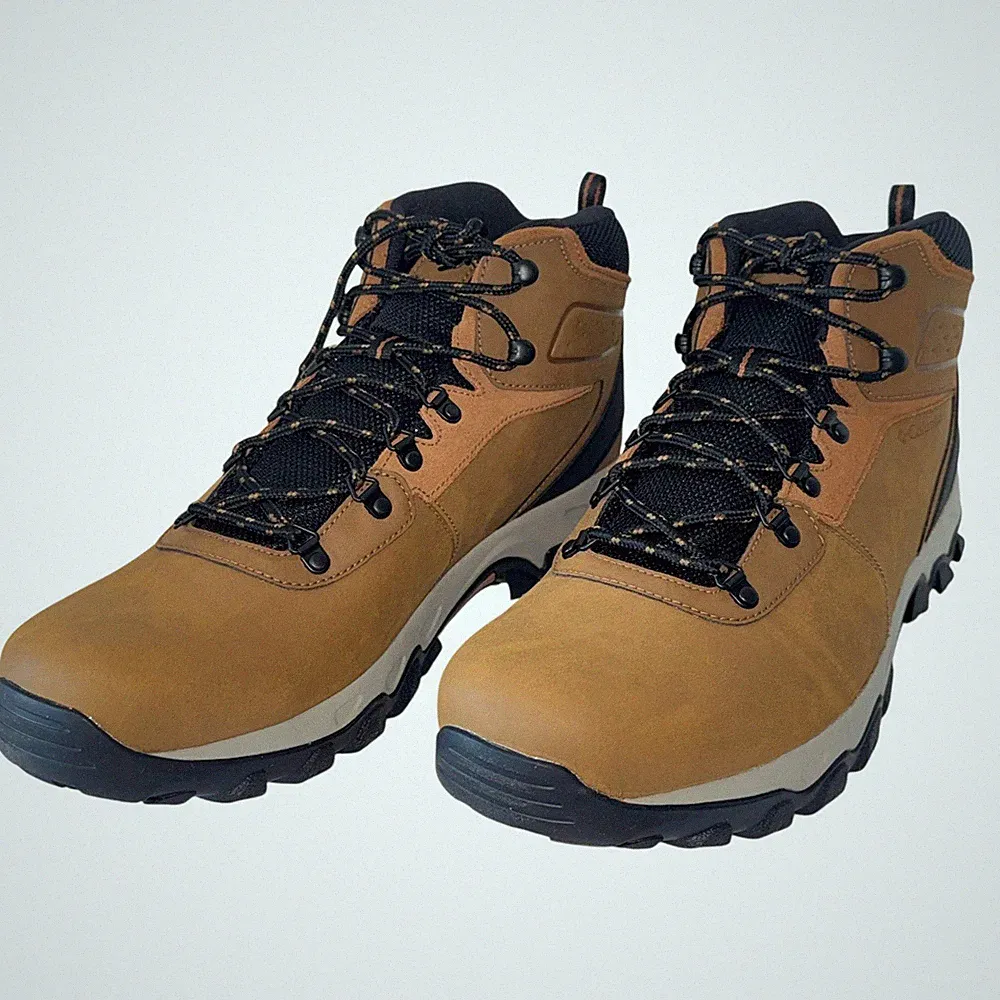 Columbia Sportswear Newton Ridge Plus II Omni-Tech Hiking Boots Waterproof SZ/17