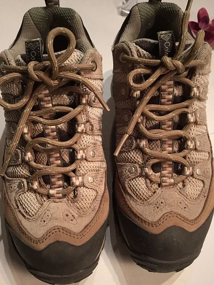 Columbia Trail Women’s Hiking Shoes Sz 7.5 Sawtooth brown BL 3211-229 Lace Up