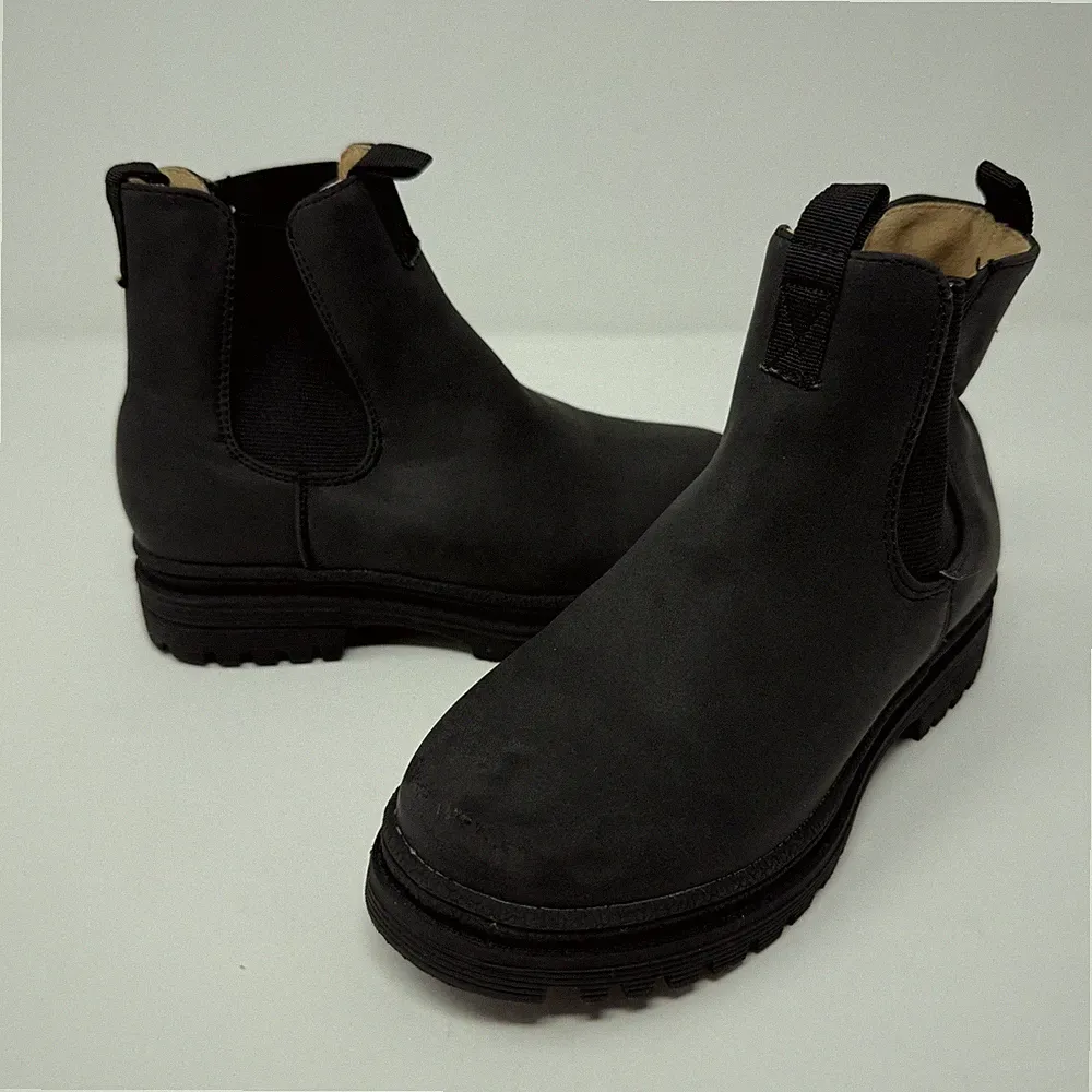 Cotton On Kids Black Matte Chelsea Boots Size 1 US Kids Lug Sole