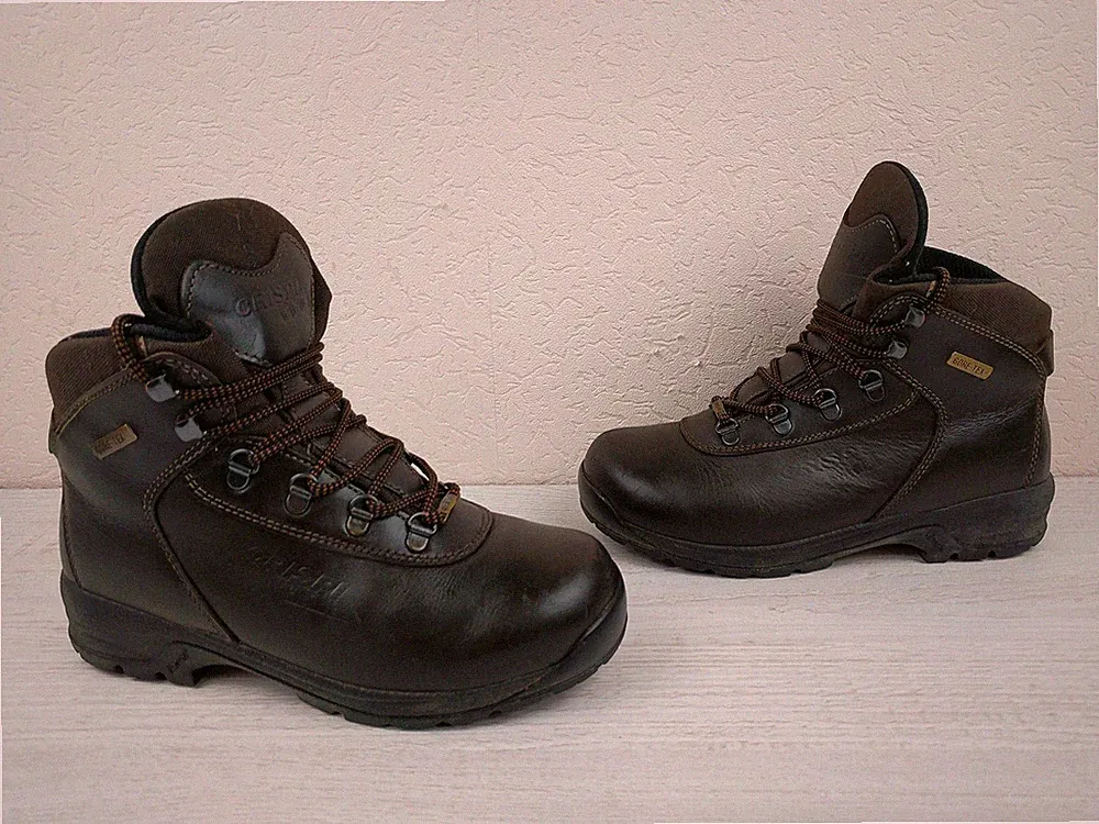Crispi HTG size 39 Vibram Gore-Tex boots women outdoor hiking trekking