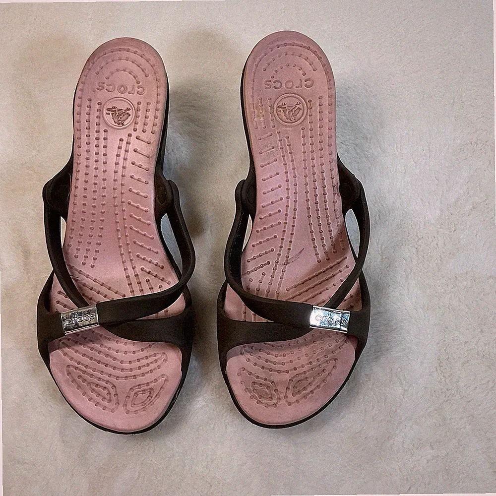 Crocs Cyprus IV Sandals Shoes Brown Rubber Heels Mule Strappy Comfort Sz 10W