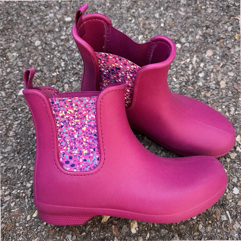 Crocs Freesail Chelsea Ankle Rain Boots Women's Size 7 Pink Waterproof Pull On