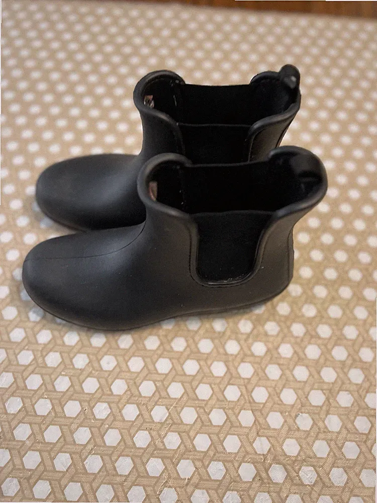 Crocs Women's Ankle Boots Rain Boots Size 4 Black