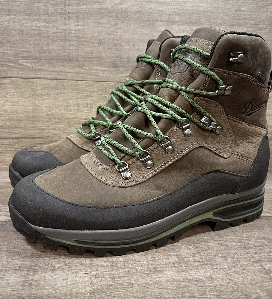 Danner Crag Rat 7” GTX Hiking Boots 67810 Mens Size 10 EE Wide
