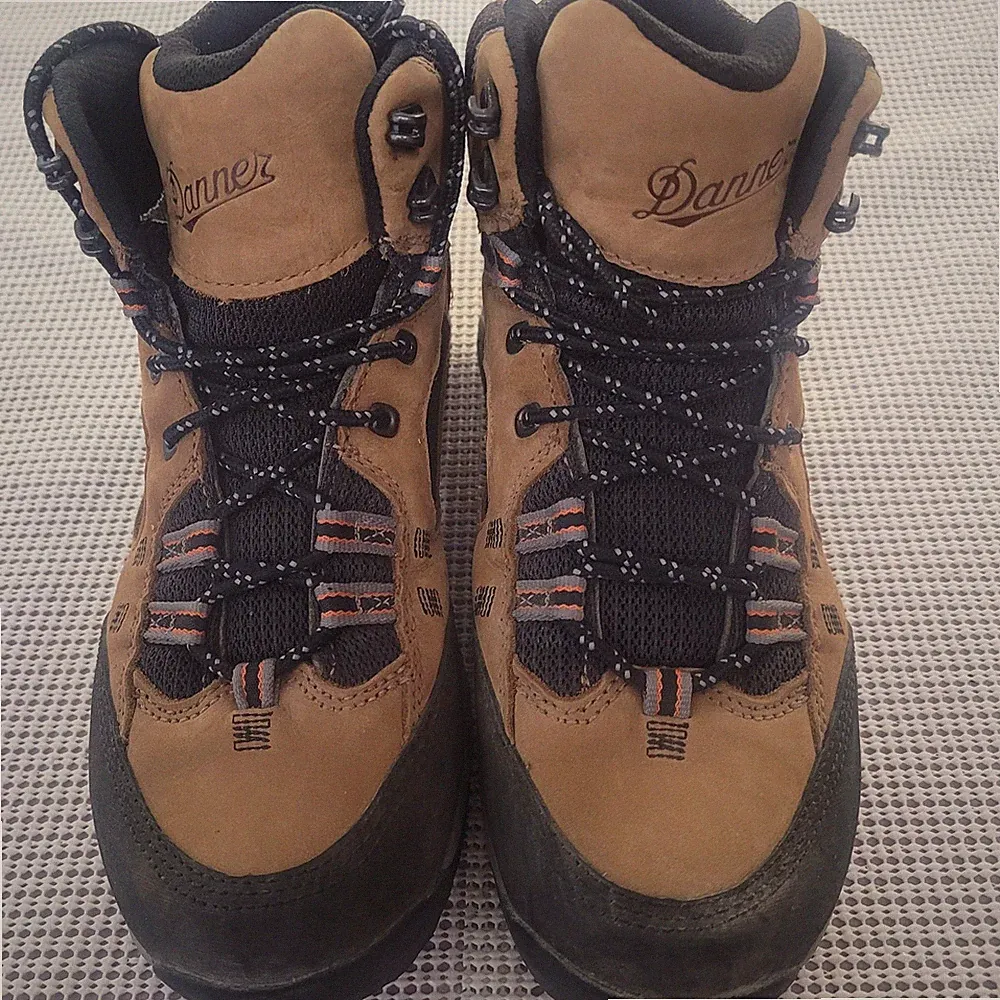 Danner Hiking Boots Waterproof Gore-Tex Brown Men's Size 8 Used