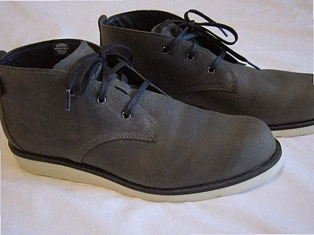 DANNER® PINE GROVE CHUKKA CHARCOAL OUTDOOR BOOTS 30601 - SIZE 10 D