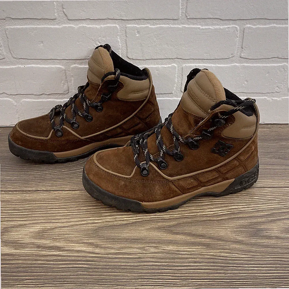 DC Rover WR Hiking Boots Men's Size 7 Brown Leather Hiking Trail Work Shoes