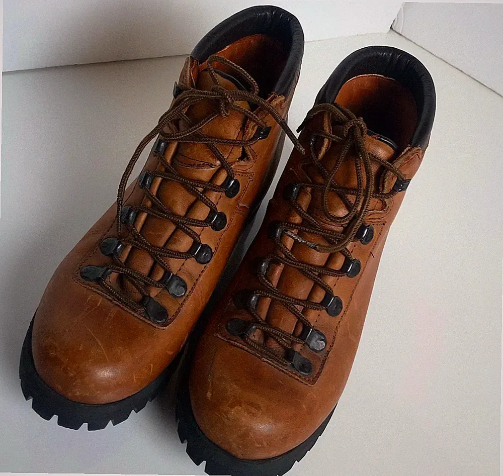 DEXTER Hiking Boots Leather Backpacking Boots Vibram Sole, Womens Size 7 Vintage