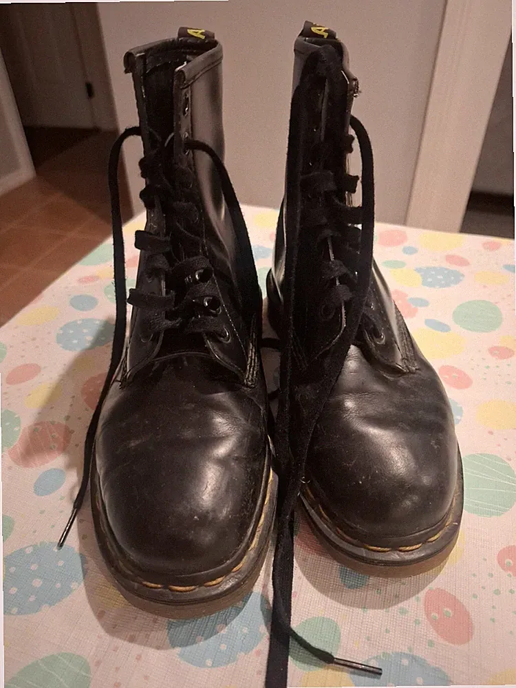 Doc Dr. Martens Air Wair Boots Unisex Size UK 5 eur 38 black leather lace shoes