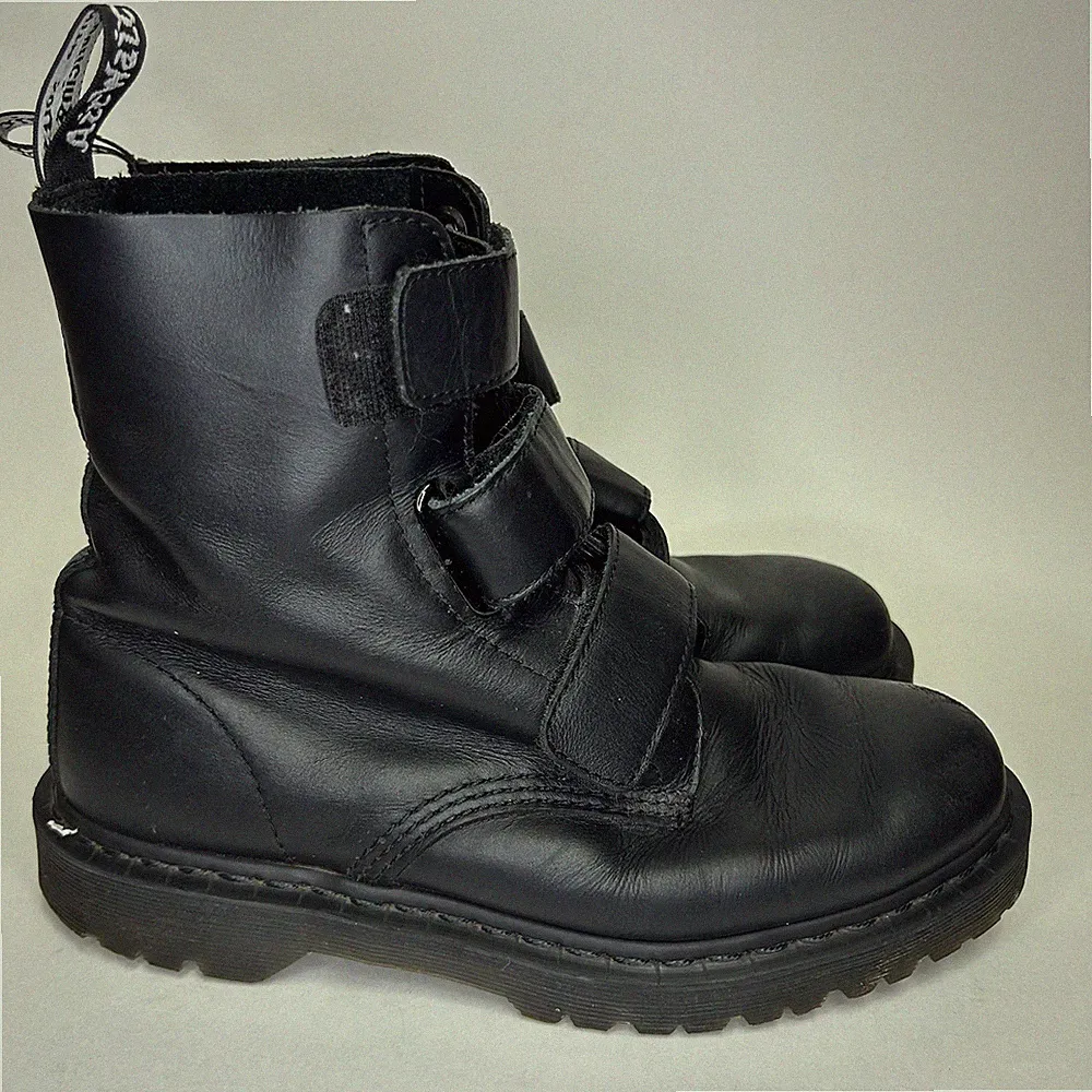 Docs Dr. Martens Coralia Black Combat Hook Loop Boots Size 9 US