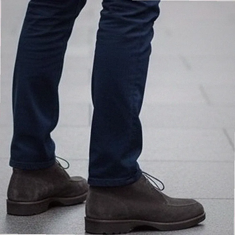 "Donald J. Pliner" Brown Suede Chukka Boot SZ 14 M Italy Mint Condition Lace Up