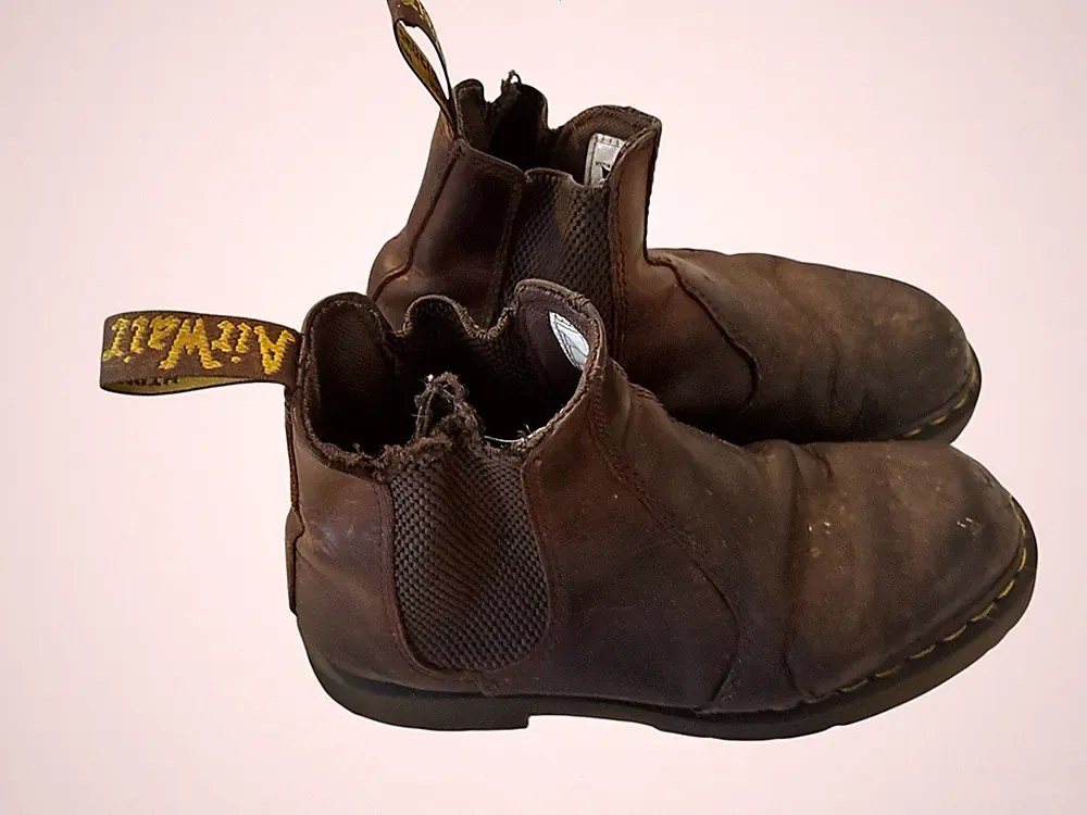 Dr. Martens Chelsea Boot Men’s Size 9 M ASTM-F2892-18 Brown Leather Safety Boots