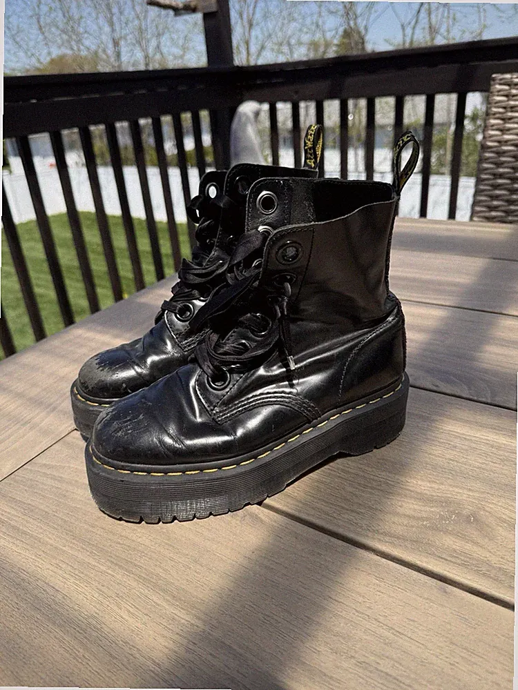 Dr. Martens Molly Black Leather Platform Combat Boots Lace Up Women's US 7