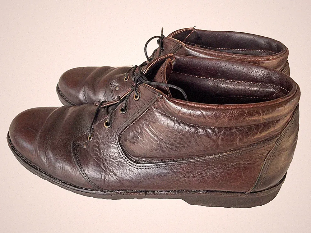 E T WRIGHT CHUKKA MENS SZ 11.5 A NARROW BROWN LTHR MADE IN USA
