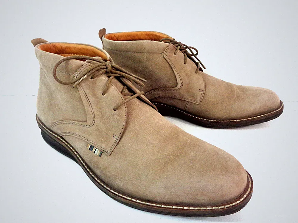ECCO Mens EUR 43 US 9M/D DUAL FIT Tan Light Taupe Nubuck Leather Chukka Boot