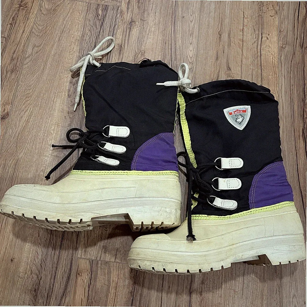 FAIR Condition Baffin Technology Insulated Winter Boot w/Liners. MENS 8 WOMEN 10