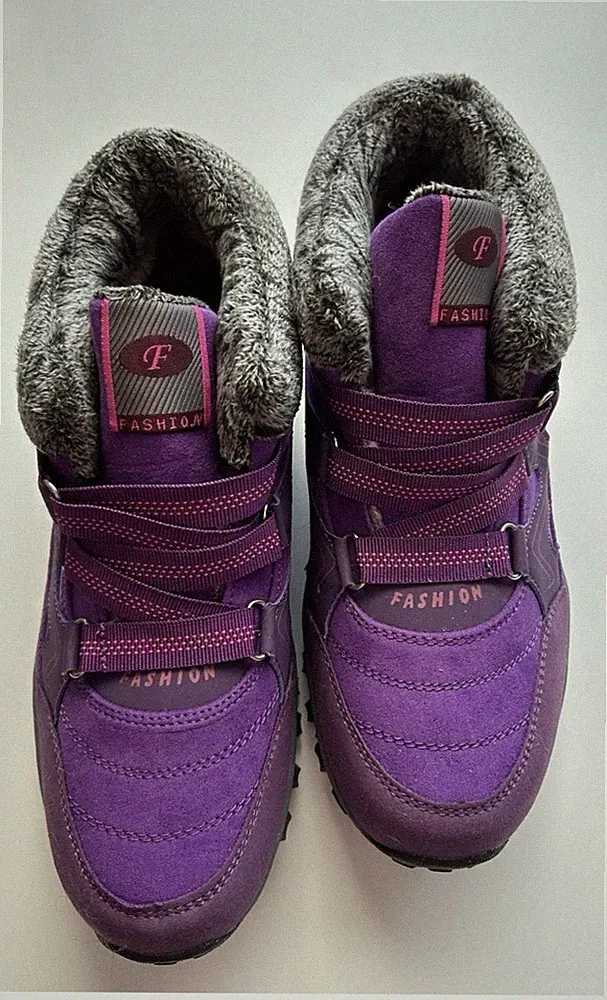 Fashion Women’s Hiking Boots Size 7 Purple Winter Boot Easy On Elastic Lace Fur