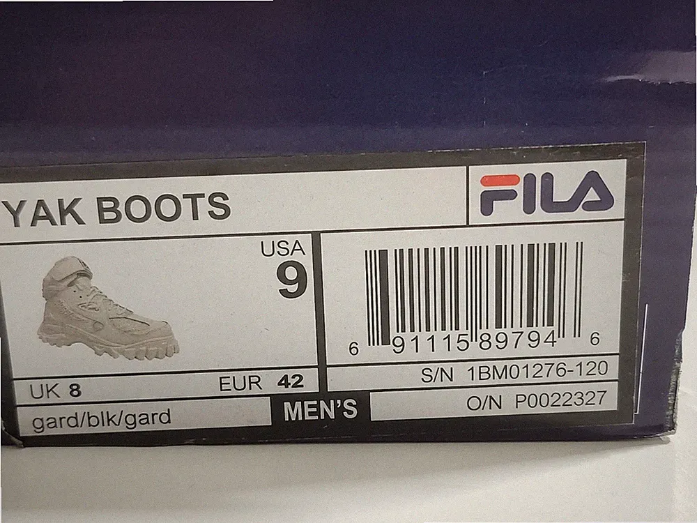 Fila Yak Trainers Men's Hiking Boots Shoes - Gardenia / Black NIB
