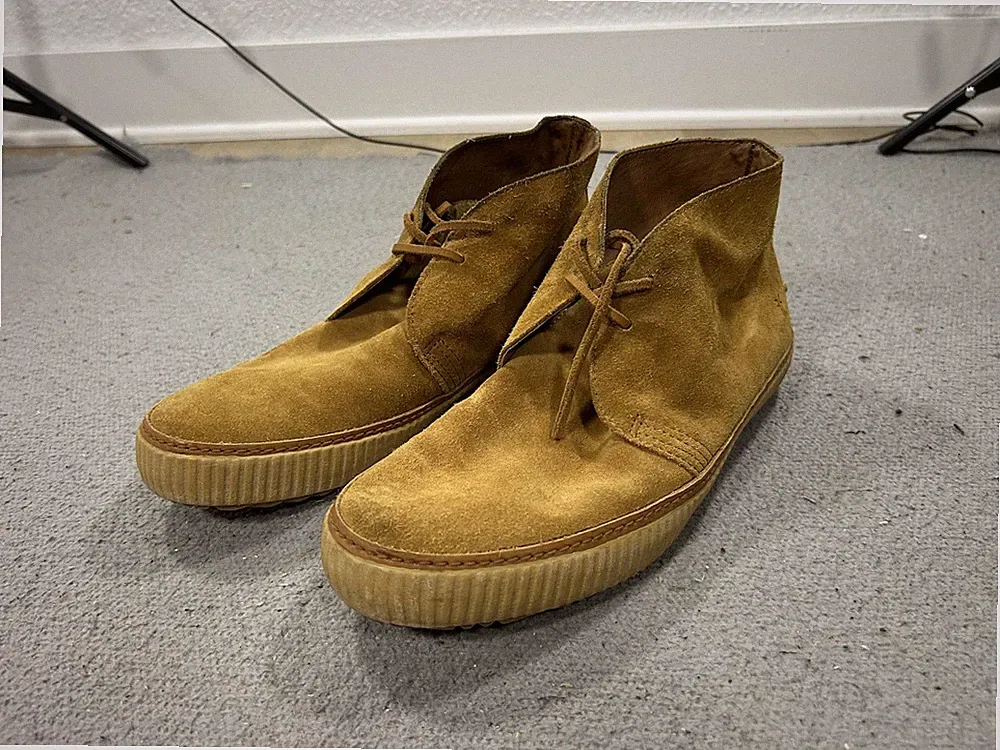 Frye Emory Chukka Boots Mens Size 11 Beige Suede Crepe Sole Casual Ankle Lace Up