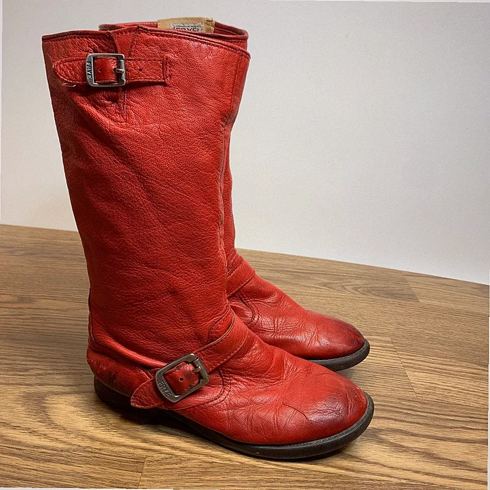 Frye Veronica Slouch Boots Moto Boys Size 2.5 Red Leather Pull-On Buckle