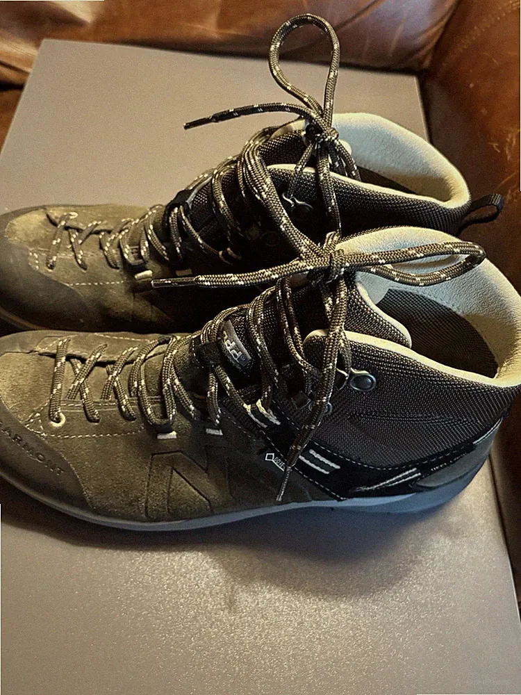 Garmont Men's Santiago GTX Hiking Boots Gray Size 10 Gore-Tex Vibram Soles