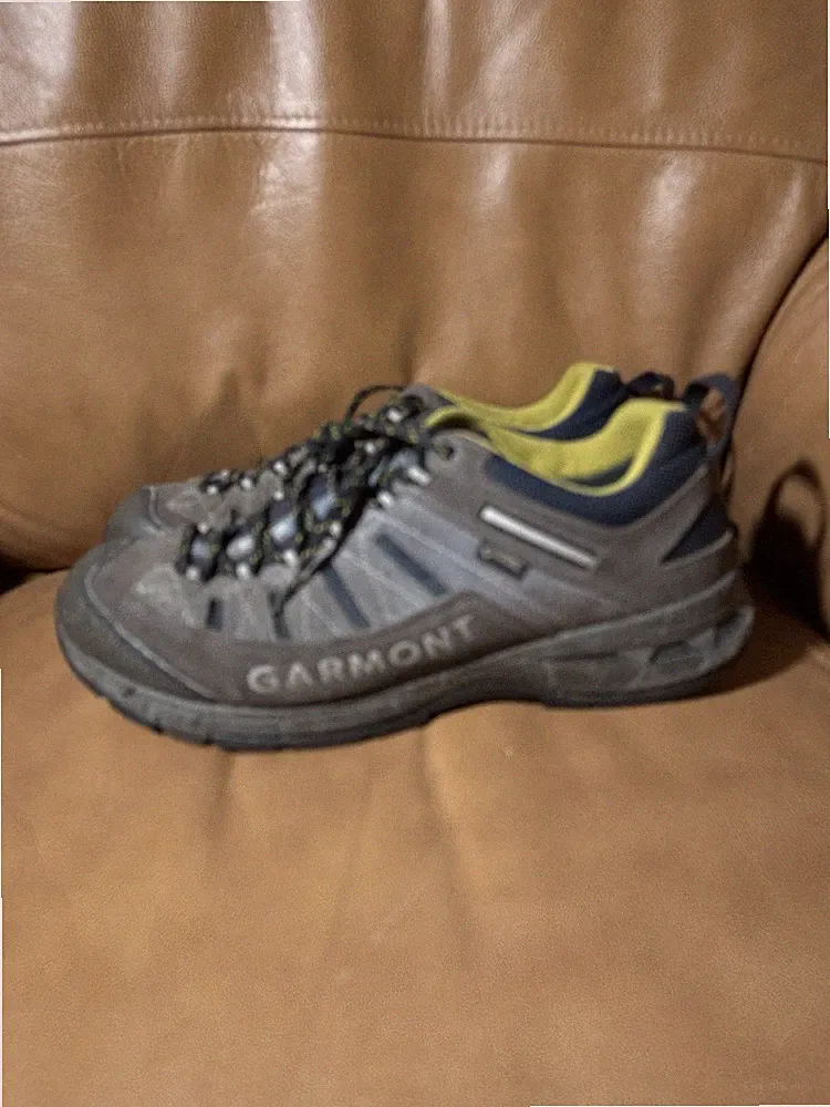 Garmont Trail Beast GTX men’s hiking shoes gray/brown size 10