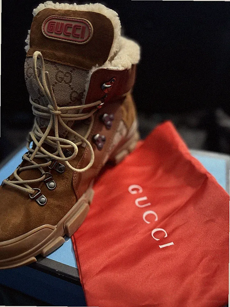 Gucci Brown Fur Lined Lace-Up Hiking Boots Suede Logo for Men