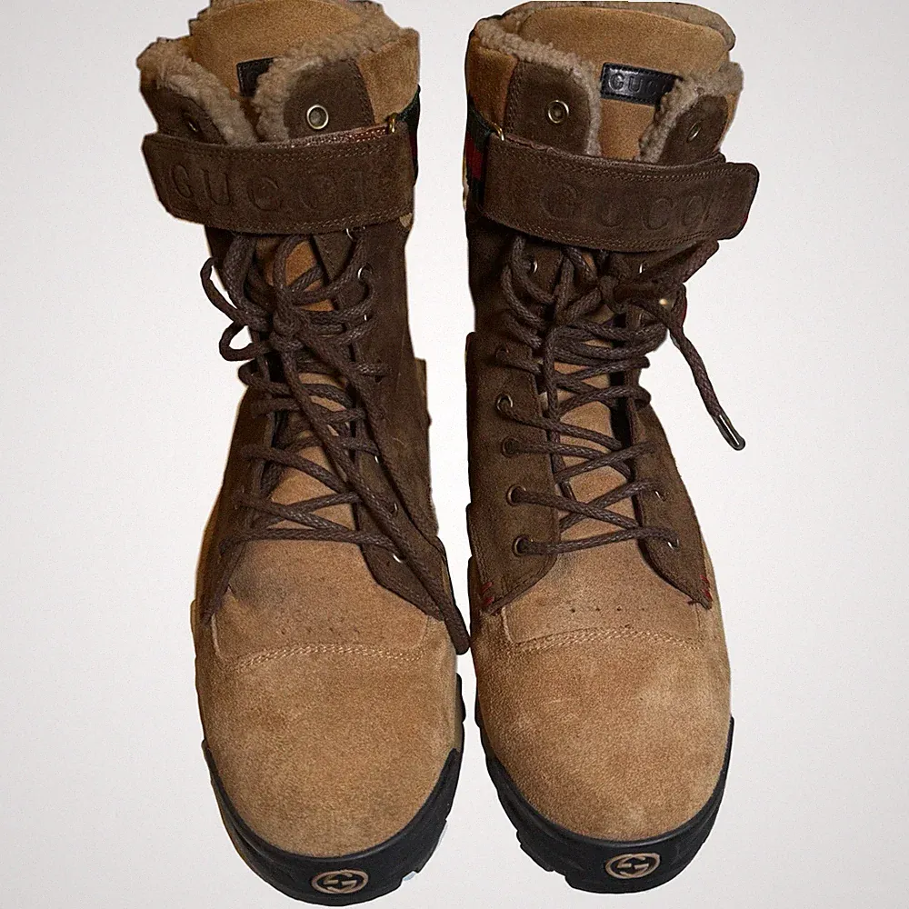 Gucci Brown Suede Men's Hiking Boots Lace Up Shearling Logo Stripe 10.5
