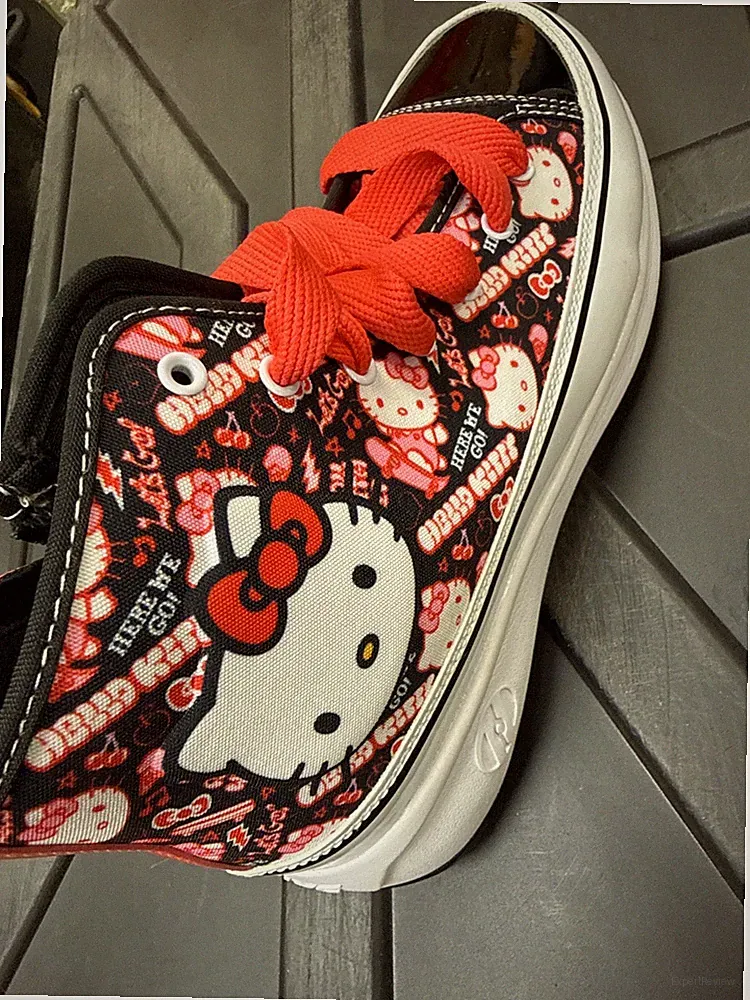 Hello kitty Heels ~ Amputee/Right Shoe Only* Sz 8 Women’s