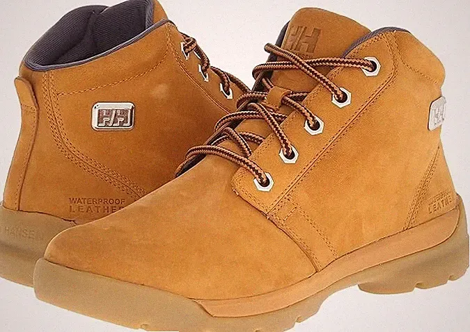 Helly Hansen Men's Zinober Cold Weather Boots size 10