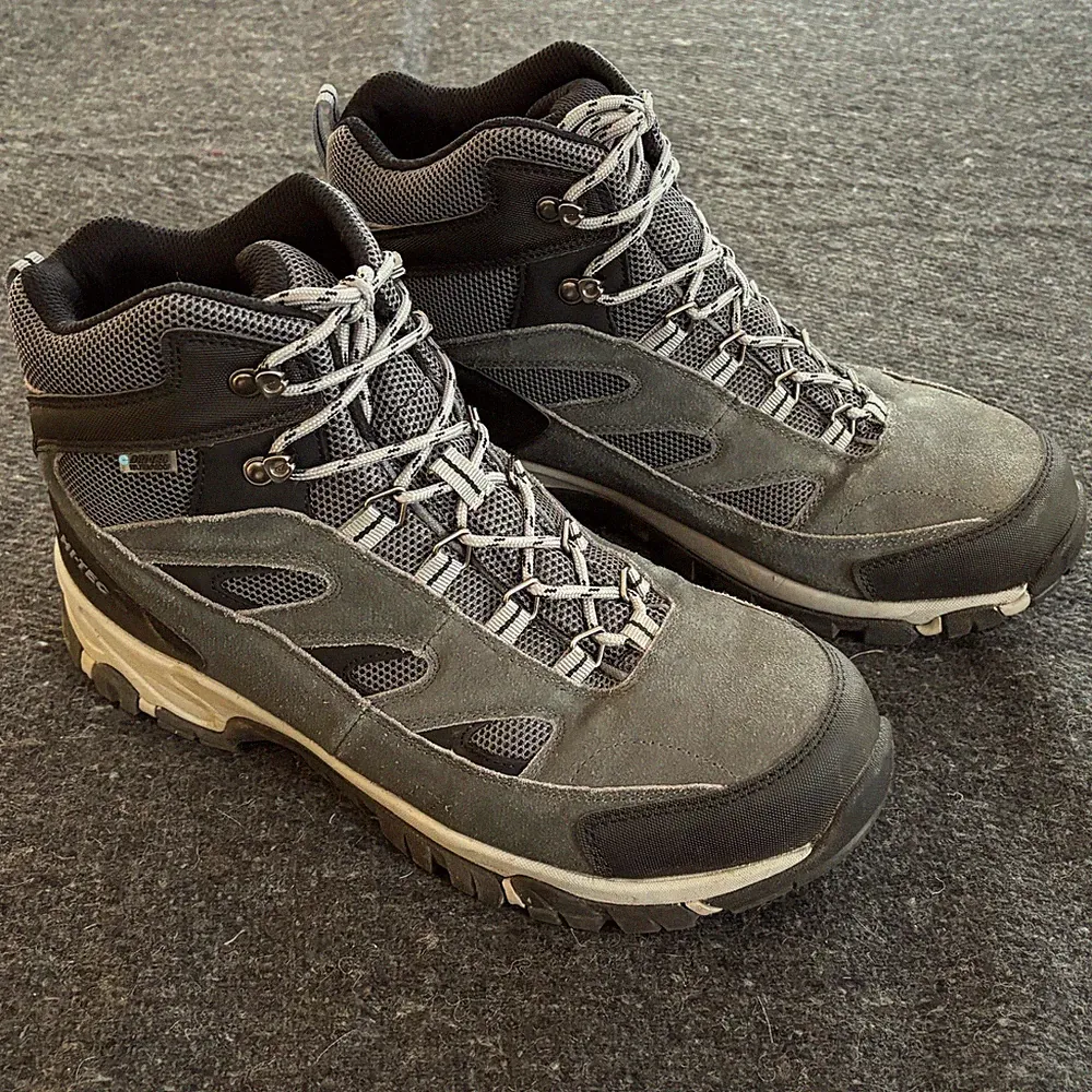 HI-TEC Yosemite WP, Men's 11.5 Mid Waterproof Hiking Boots