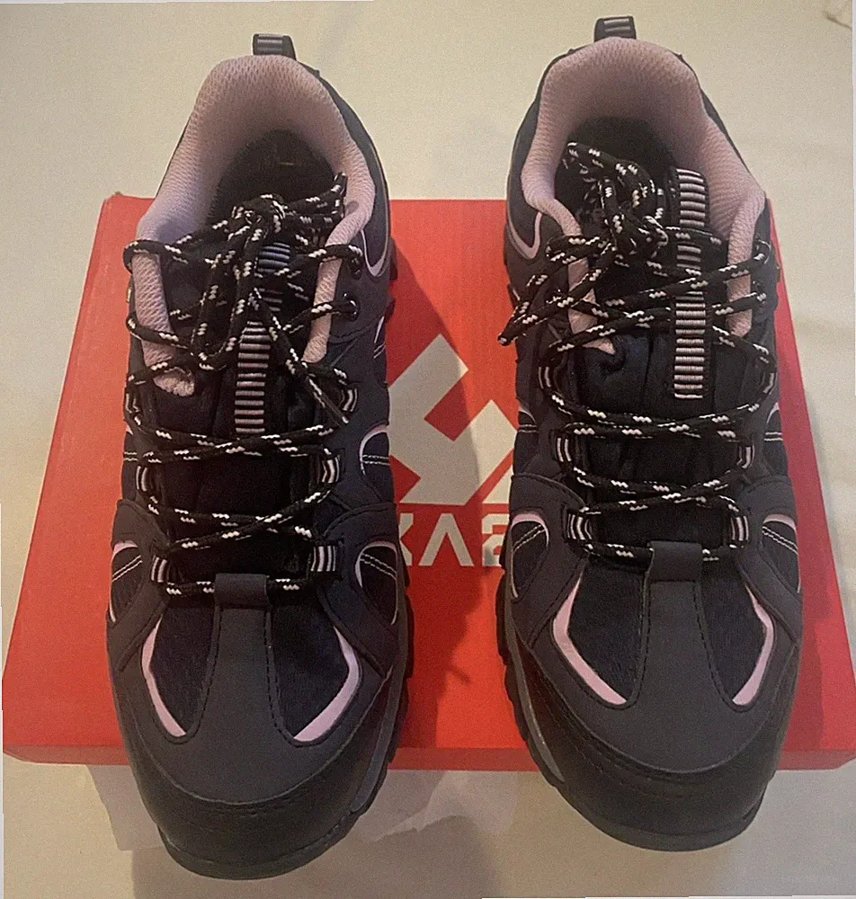 Hikabu Women's Vegan Hiking Shoes/Sneakers Stylish Optimal Grip SZ 9 Purple NEW