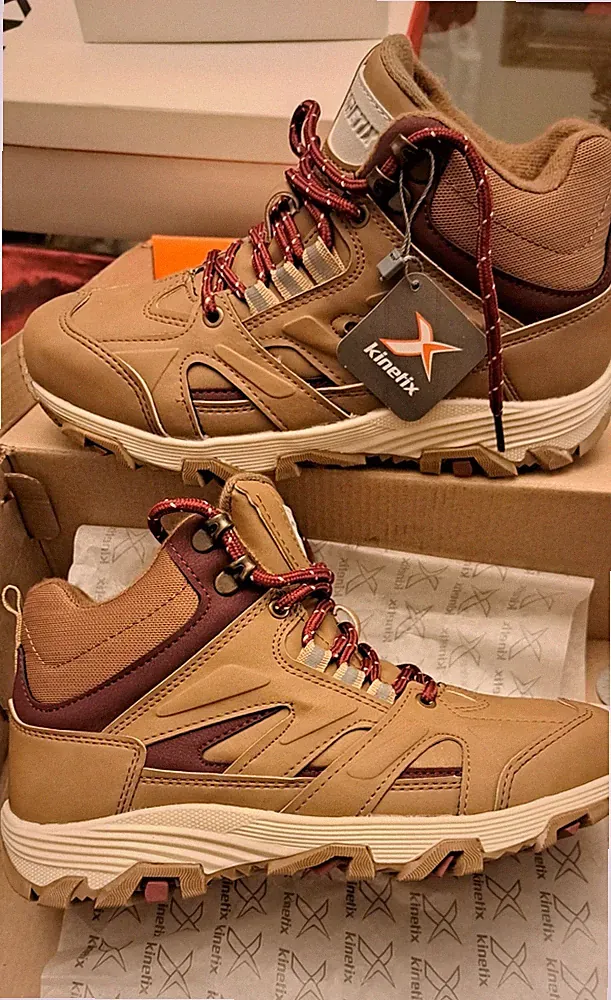 Hiking boots women new