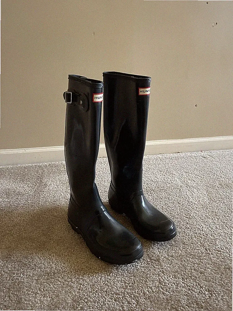 Hunter Black Knee High Waterproof Rain Boots Buckle Logo Women's Size 8