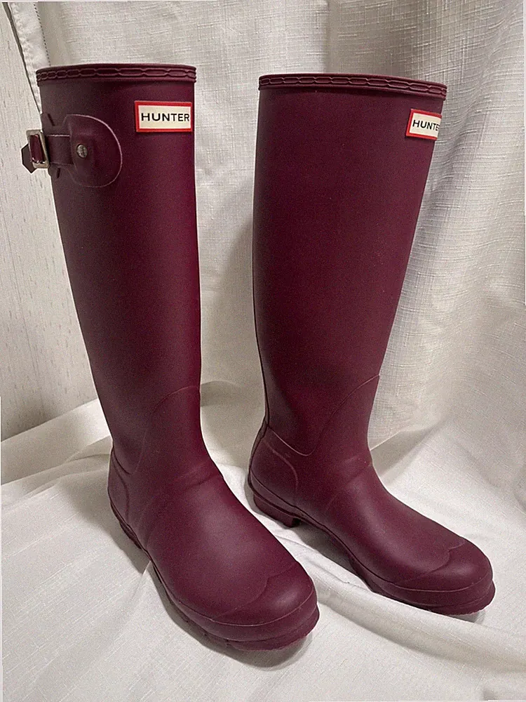 Hunter Rain/Barn Boots; Tall w/ Adjustabl Buckle,Purple/Magenta. Sz 9. Exc Con.