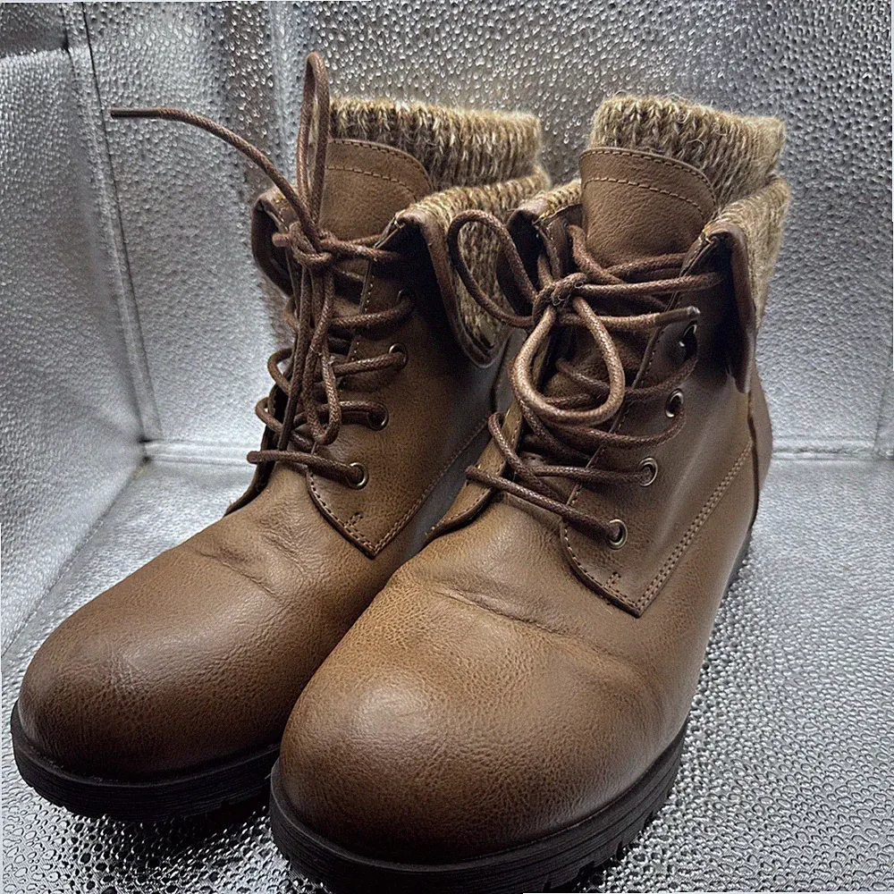 Jessica Cline Boots Shoes Brown Women’s Size 10 Fabric Lined Lace Up Snap Sides