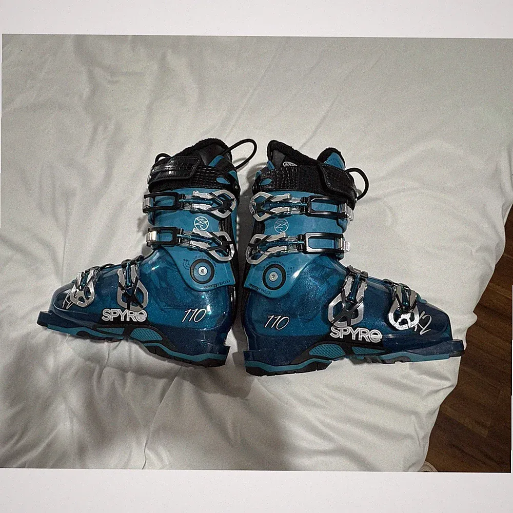 K2 Spyre 110 Women's All Mountain Ski Boots Blue/Black 23.5 Flex 110 97mm 2014