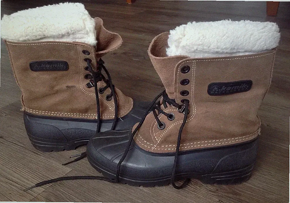 KAMIK CANADA LADIES WINTER WOOL LINED SNOW BOOTS MUKLUKS DUCK HUNTING 7 M