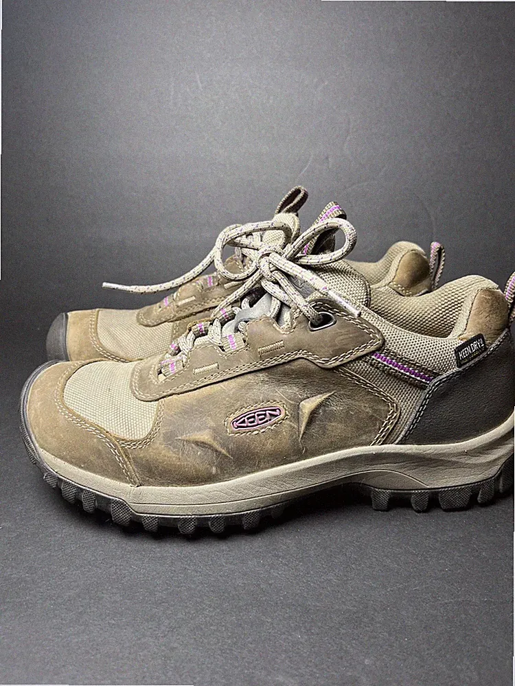 Keen Basin Ridge WP Canteen Wood Leather Women's Walking/Hiking Shoes 7.5