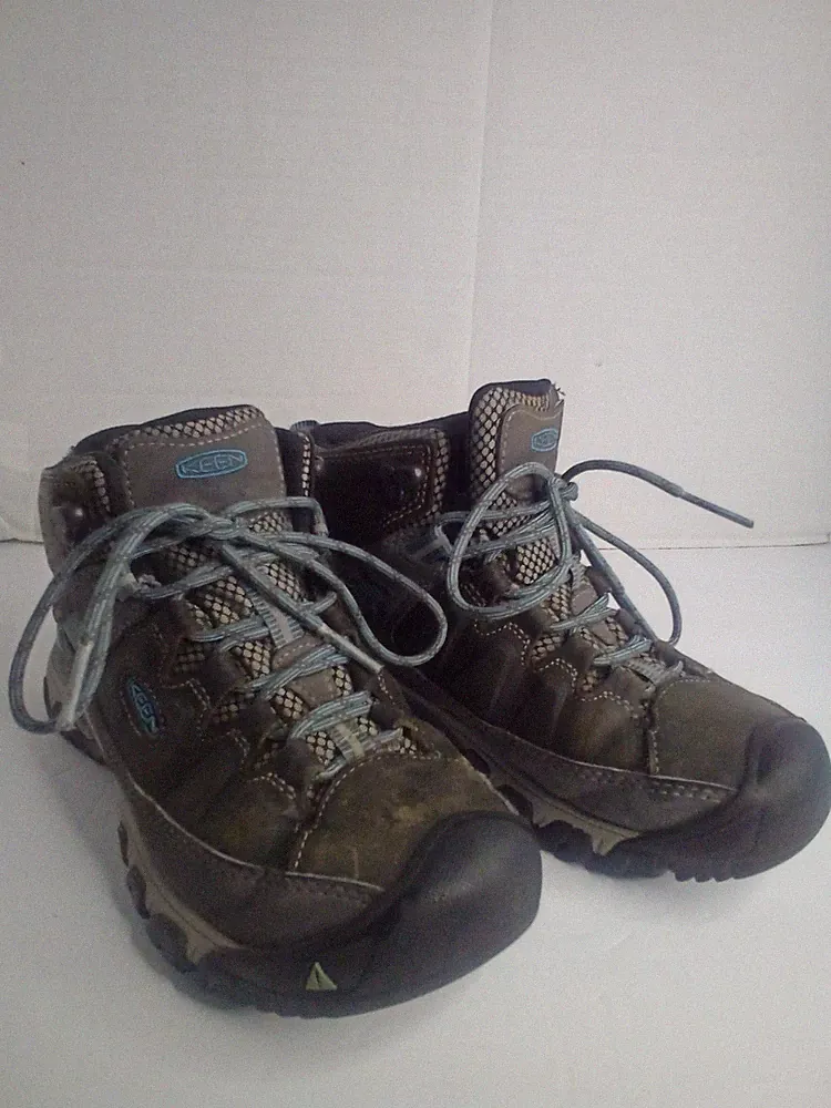 Keen Hiking Boot Women 6.5 Waterproof Active Outdoor Casual Gray