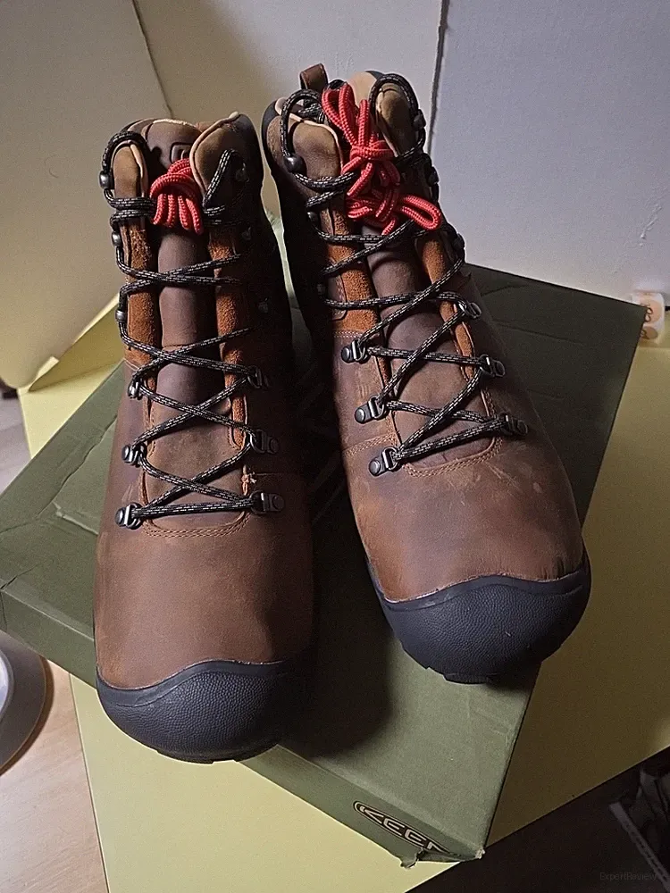 Keen Pyrenees Waterproof Hiking Trekking Boots Men's Size 17