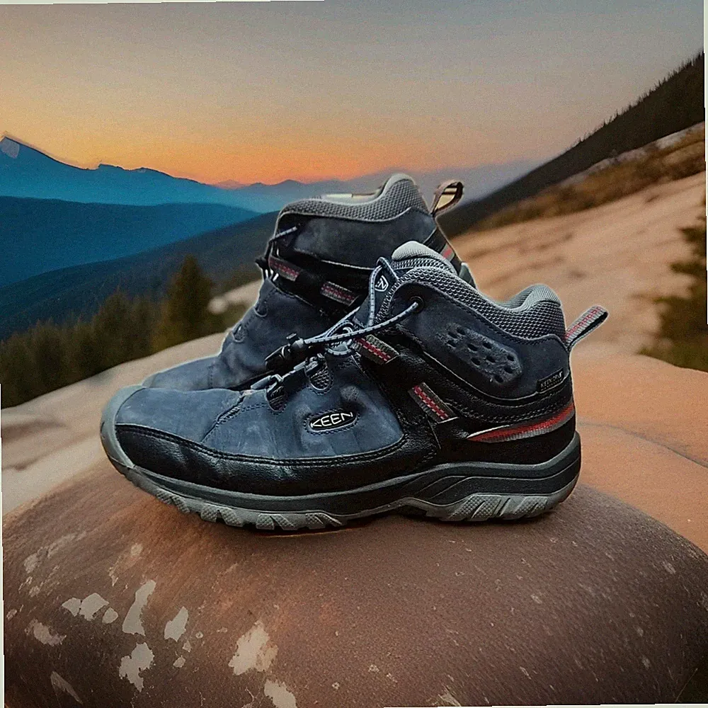 Keen Ridge Flex Mid Waterproof Youth Hiking Boots Size 6