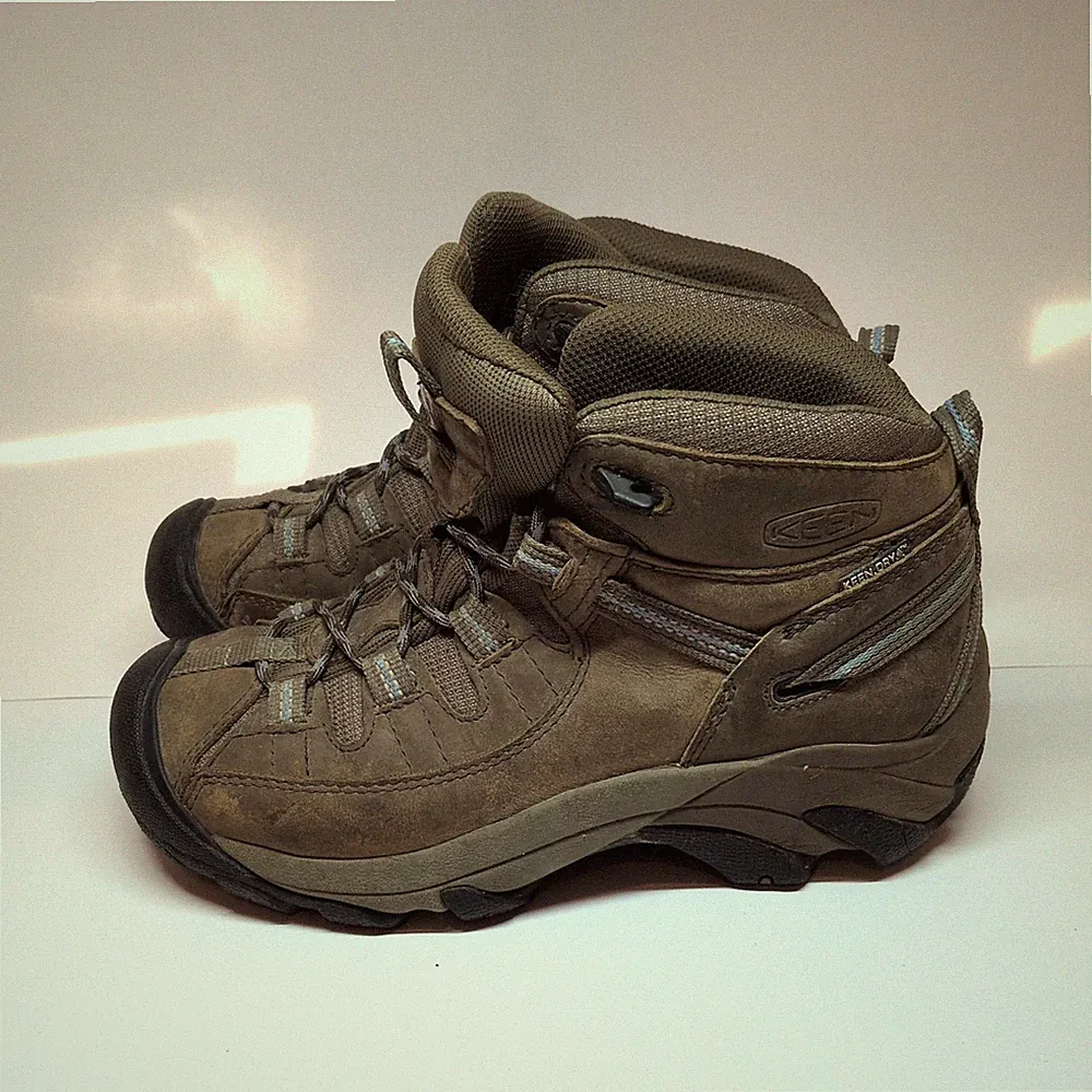 KEEN Targhee II Mid Size 7.5 Soft Toe Waterproof Women's Hiking Boot MSRP $165