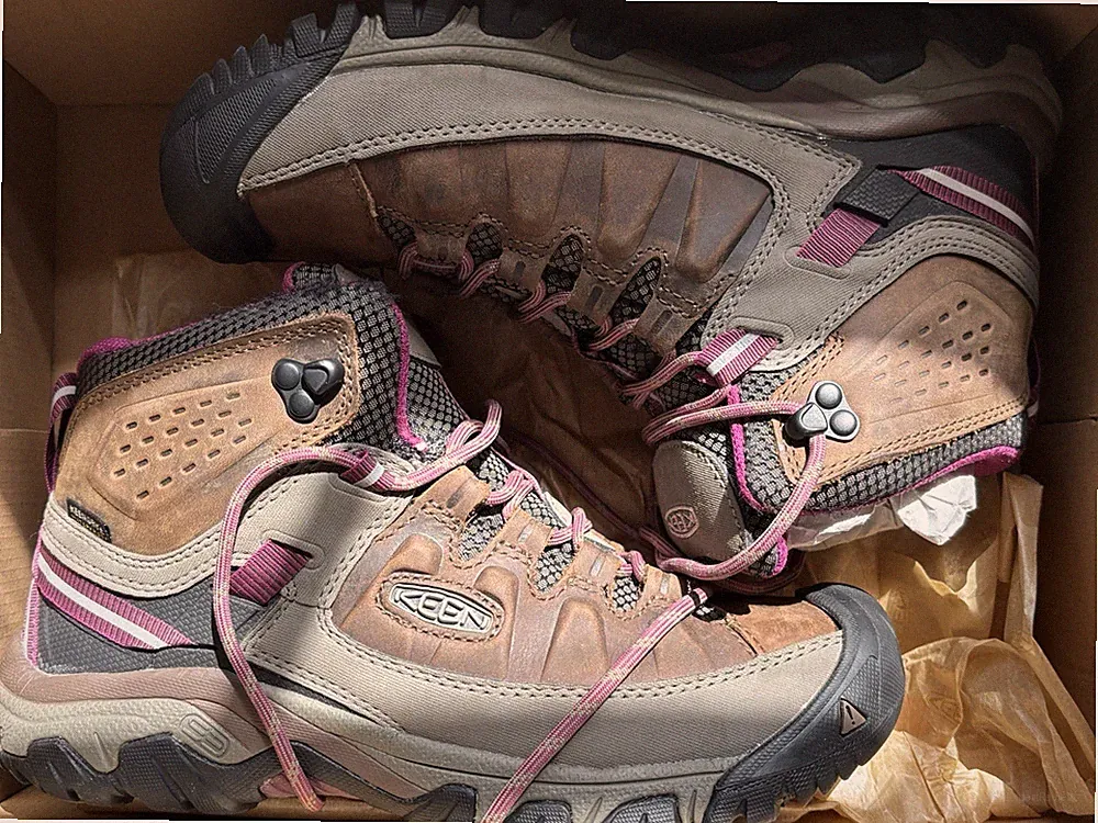 Keen Targhee IV Mid Waterproof Hiking Lace Up Women's Boots Size 8 Worn Once