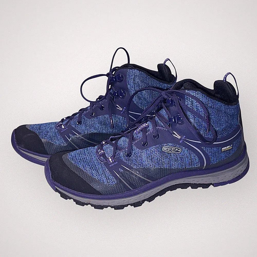 KEEN TERRADORA WATERPROOF WOMEN’S HIKING BOOTS WOMEN’S US 9 BLUE ~ WORN ONCE?