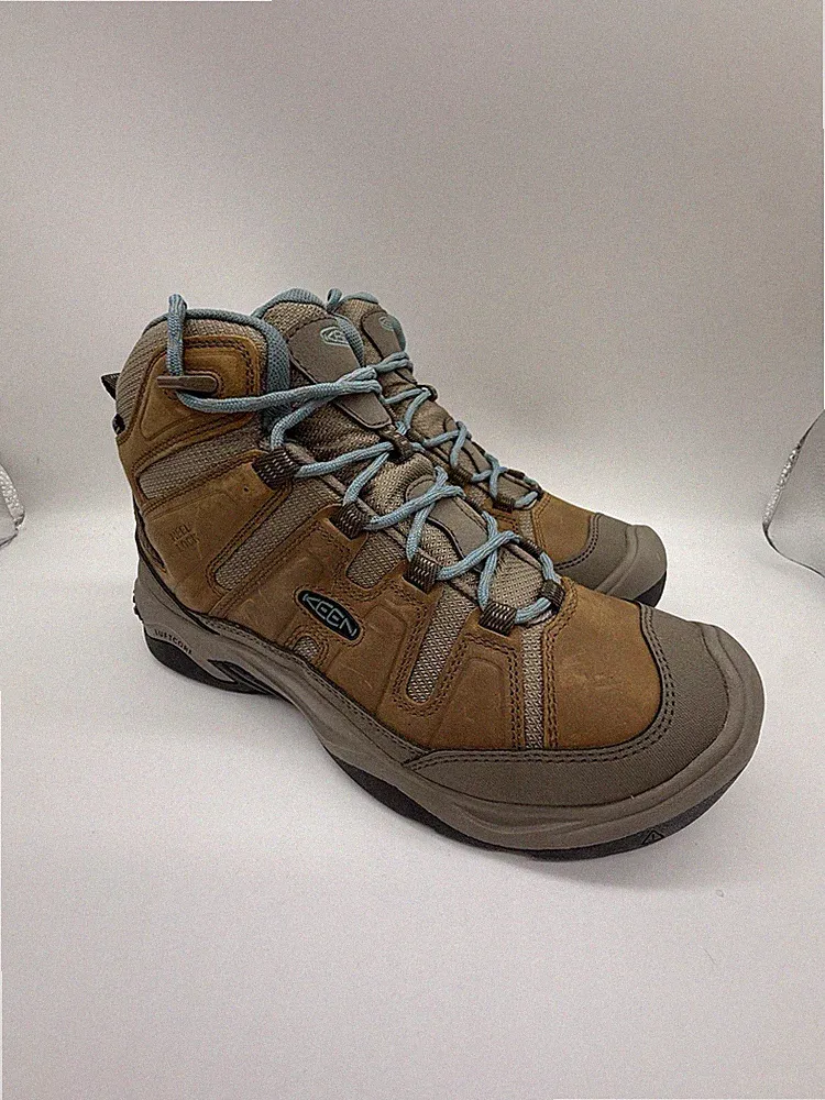 KEEN Women's Waterproof Hiking Boots Brown Sz 8 NWOB