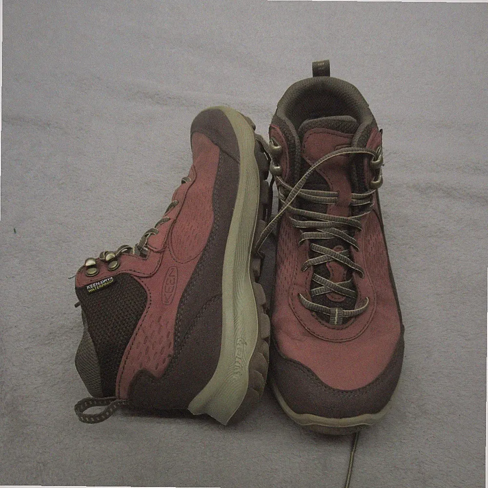 Keen Womens 6 Hiking Boots Berry Terradora Mid Waterproof Leather Winter Lace Up